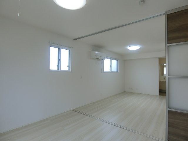 Eterno de sage(エテルノデサージュ)の洋室