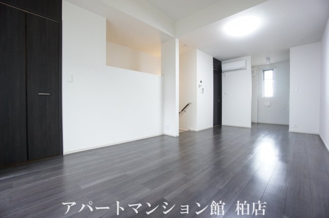 グランの居間・リビング