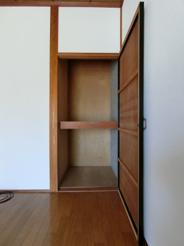 上後藤5丁目貸家の収納
