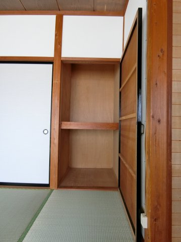 上後藤5丁目貸家の収納