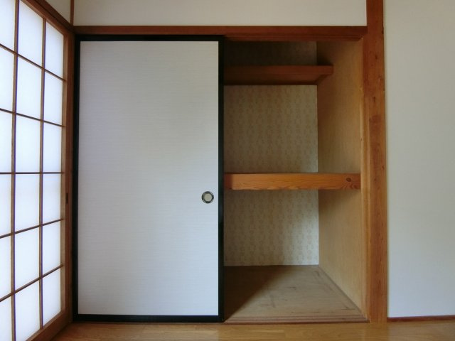 上後藤5丁目貸家の収納