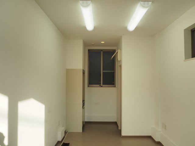 岩淵事務所の内装