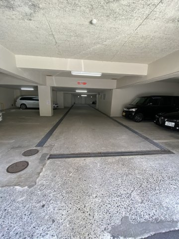 ゾンネンハイム大手門の駐車場