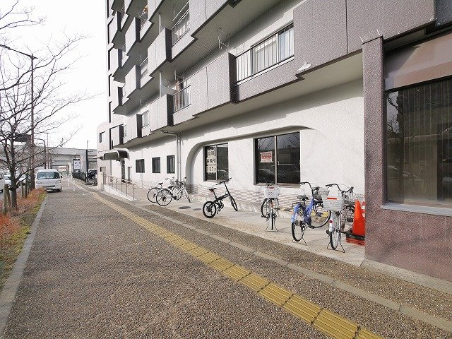 奈良三条ハイツのその他共用部分|駐輪スペース