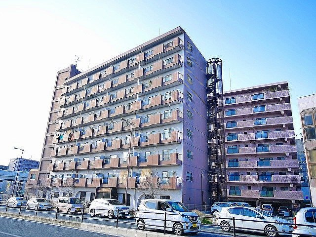 奈良三条ハイツの外観|キレイな外観です。