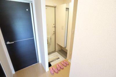 【玄関】 | アパートメントコンブリオ