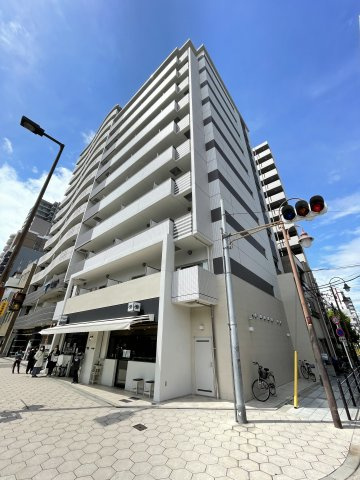 グラース難波イーストの外観