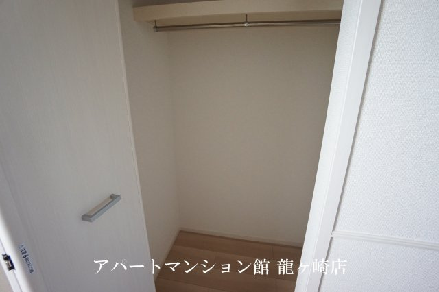 レフィナードＢの収納