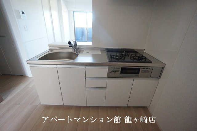 レフィナードＢのキッチン