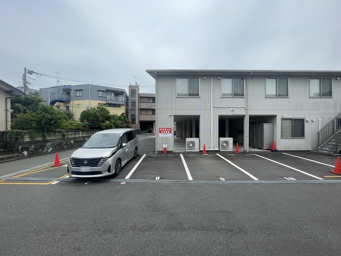 ミキハイツの駐車場