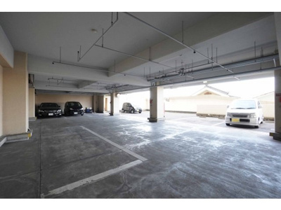 【駐車場】 | 錦プラザビル | 駐車スペースもあります