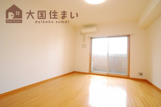 【寝室】 | CITY SPIRE難波WEST