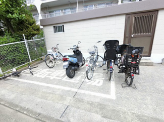 【その他共用部分】 | バイク置場です。