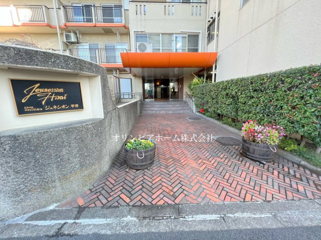 ジュネシオン平井　新　規　リ　ノベーション済　家具付の外観