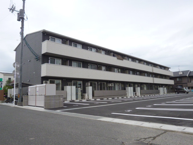 グランレーベンの外観