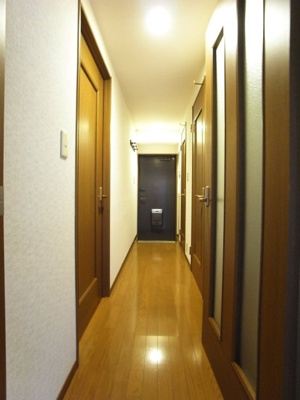 【玄関】 | ヴァン・シャルマンOZ