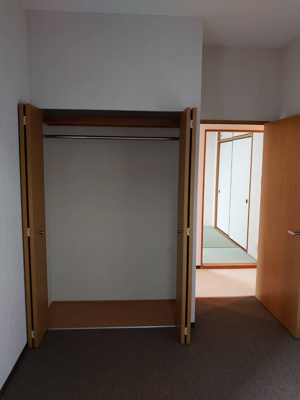 【収納】 | ジークレフ加古川東 | 洋室5.2帖のクローゼット