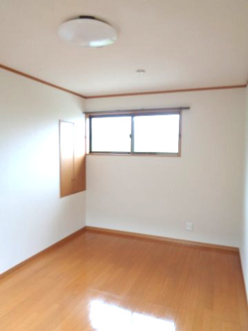 サンフィールドの洋室