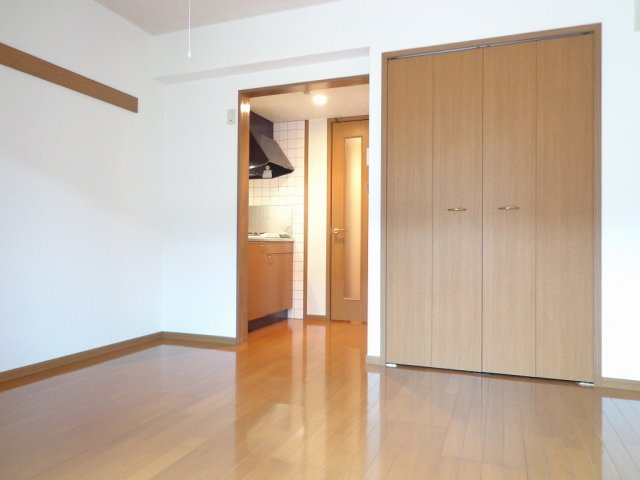 【寝室】 | 一風館