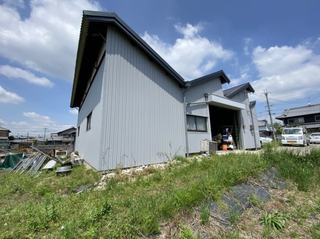 天理市庵治町倉庫の外観