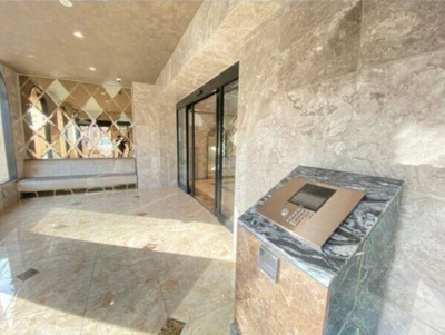 【エントランス】 | PHOENIX CLOVE TOMOI