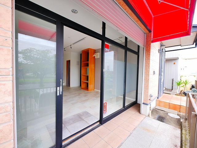 州見台7丁目店舗の内装