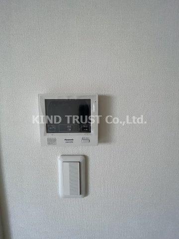 ベル・ステラのセキュリティ|モニター付きインターホンで安心