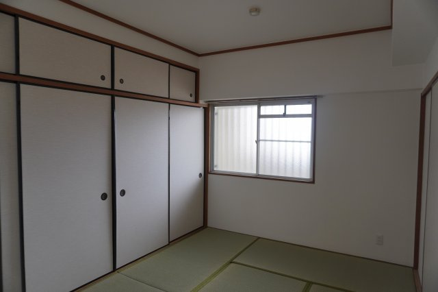 レジデンス内田橋の和室