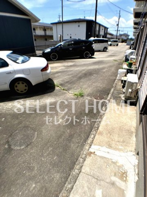 【駐車場】 | アーネスハイツ本田 | カースペースがあります