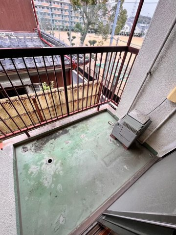 清水ハイツのバルコニー