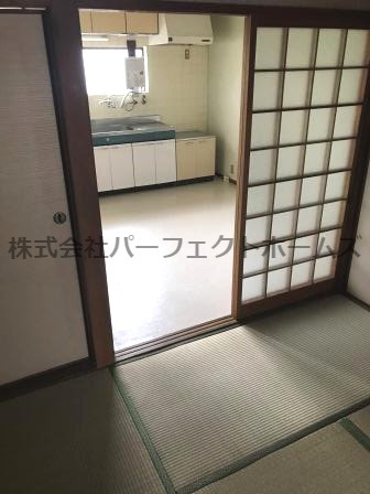 清水ハイツの和室|来客時にも便利な和室付き