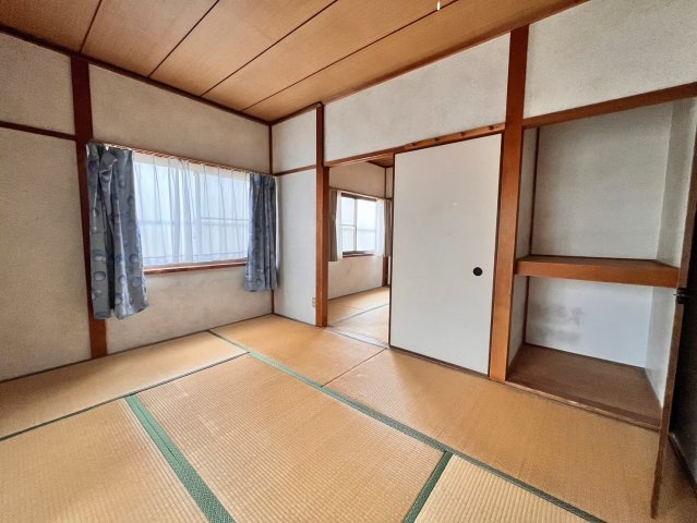 清水ハイツの和室