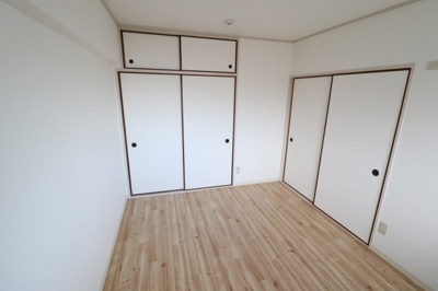 【洋室】 | コーポ・ラ・ベリエール