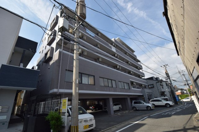 【外観】 | グランマコイ井尻