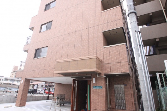 アクティブ・オクダの外観