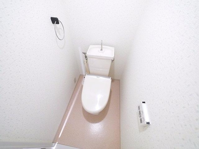 三和平城グランドパレスのトイレ|清潔感のあるトイレです