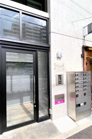 「防音マンション」ジュエシュピーレン蓮根のエントランス|ゆとりのあるエントランスです