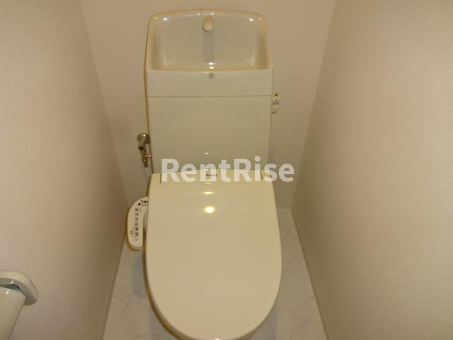 ルミエールウエストのトイレ|シャワー付トイレ