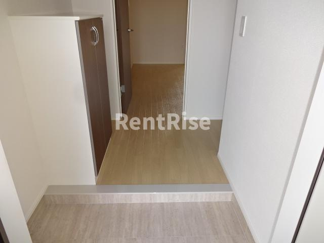 ルミエールウエストの玄関|玄関