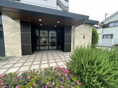 【エントランス】 | フロレアール・ジーア