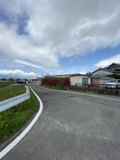【前面道路含む現地写真】