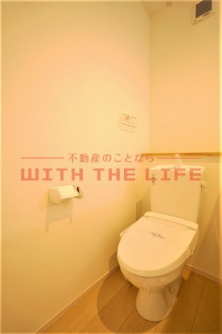 R-BOX津福III【キャッシュバック対象物件】のトイレ|ゆったりとした空間のトイレです