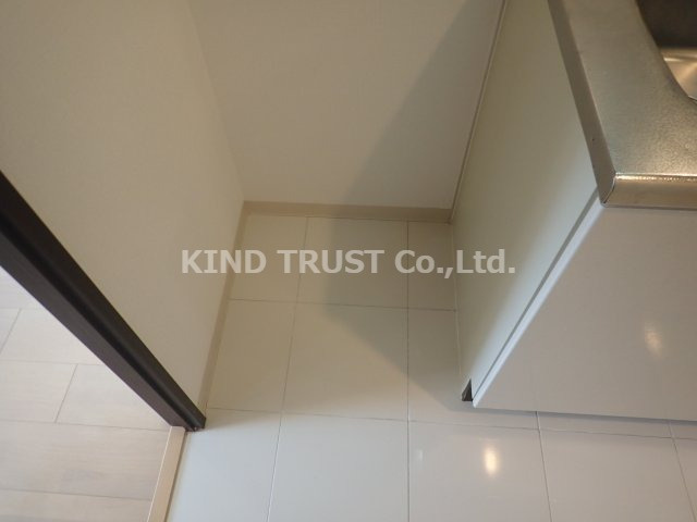 プライマル大阪天満宮のキッチン|コンパクトなキッチンで掃除もラクラク