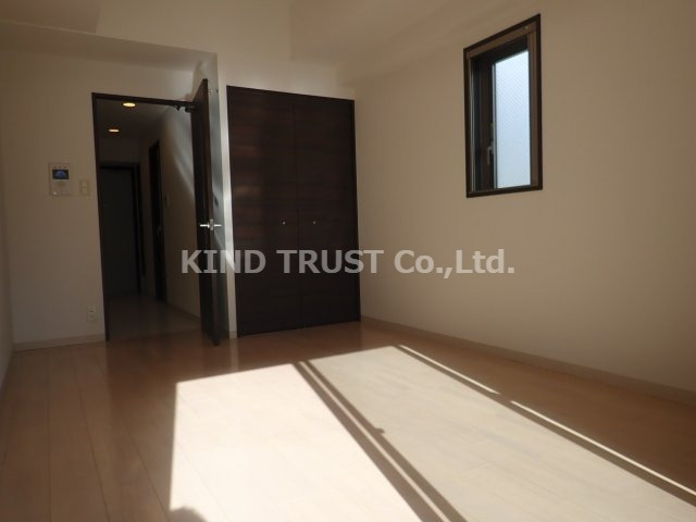 プライマル大阪天満宮の居間・リビング|使いやすいリビングです