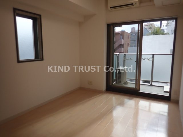 プライマル大阪天満宮の居間・リビング|ゆったり過ごせるリビングです