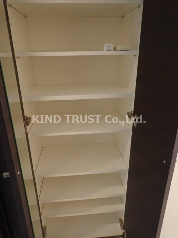 プライマル大阪天満宮の収納|こまごまとしたものを収納できそうですね