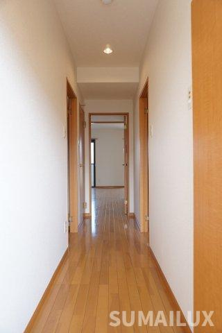 ラフィーネ長嶺の玄関