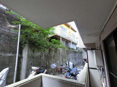 【展望】 | プレセランス和田町 | １階部分からの眺望です。