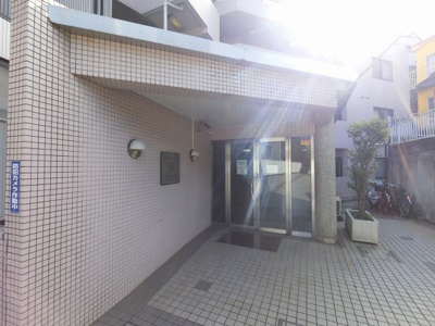【エントランス】 | プレセランス和田町 | エントランス部分です。