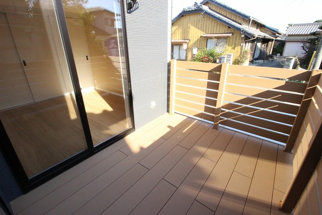 ユニキューブ武豊のバルコニー